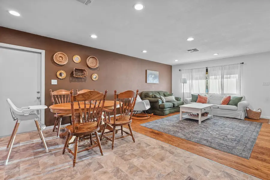 7155 The Terrace Street, Anderson, CA 96007 - Image #3