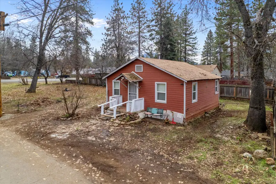 21722 3rd Street, Burney, CA 96013 - Image #2