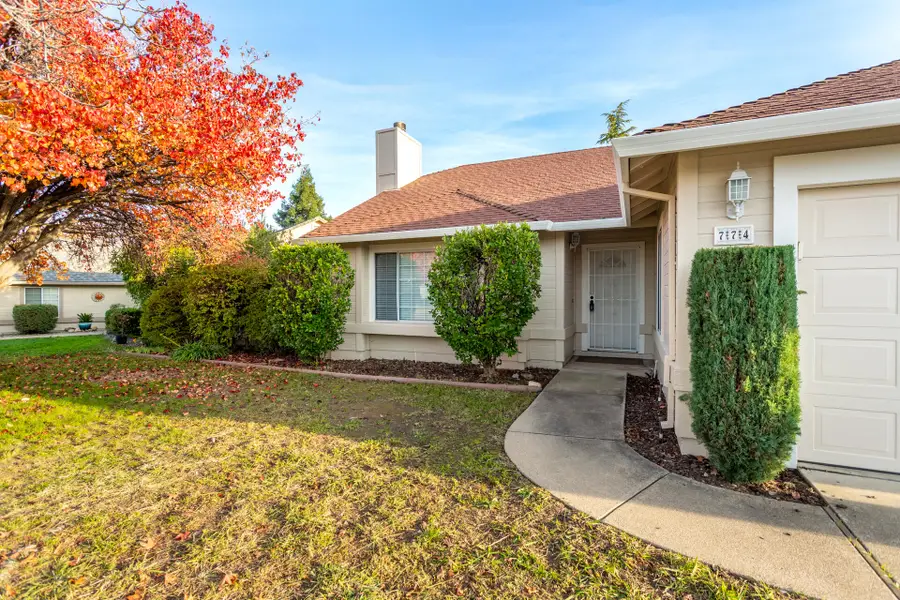 774 Springer Drive, Redding, CA 96003 - Image #2
