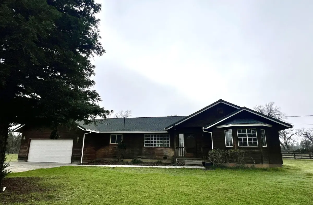 20449 NE Calokala Trail, Redding, CA 96003 - Image #1