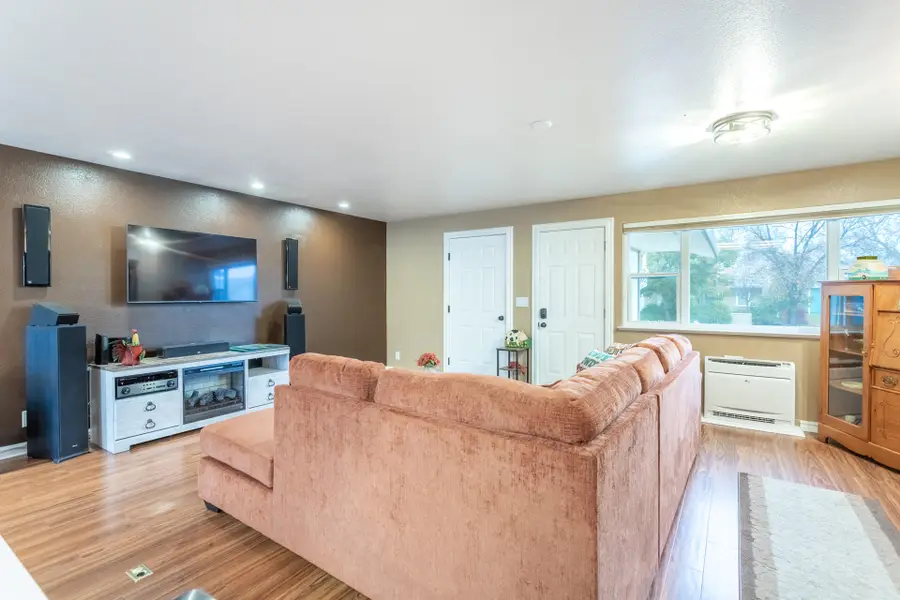 19229 Kleat Place, Cottonwood, CA 96022 - Image #2