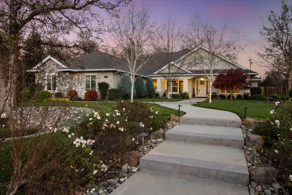 3385 Wimbledon Drive, Redding, CA 96002