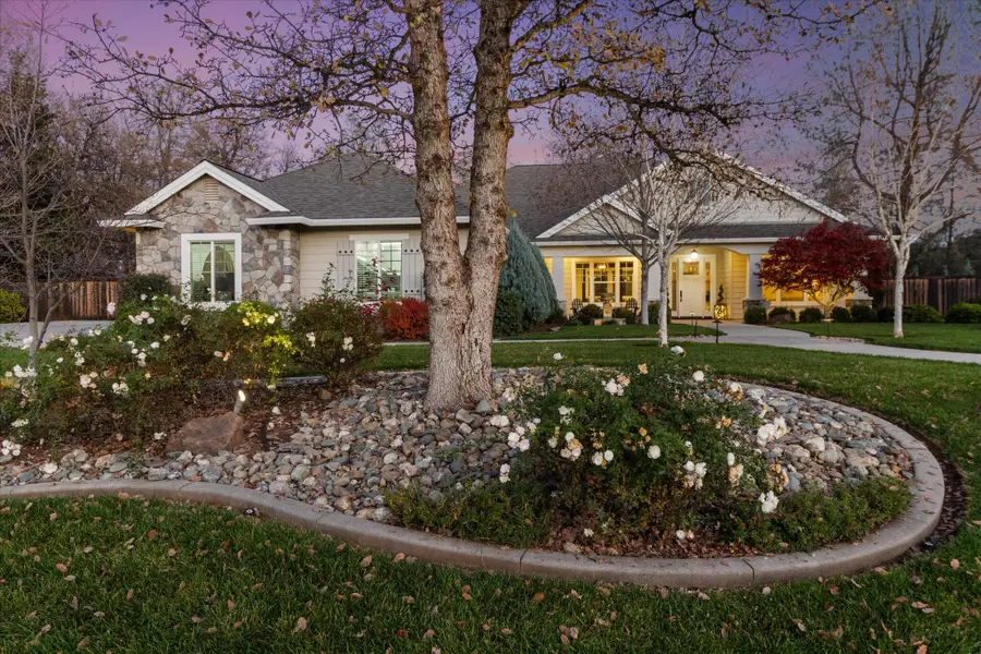 3385 Wimbledon Drive, Redding, CA 96002 - Image #2