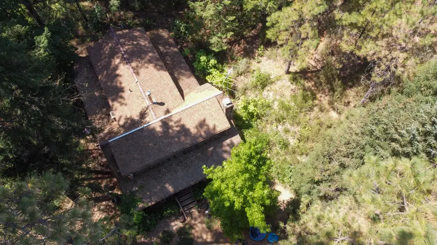 31 Lake Road, Junction City, CA 96048 - Image #2