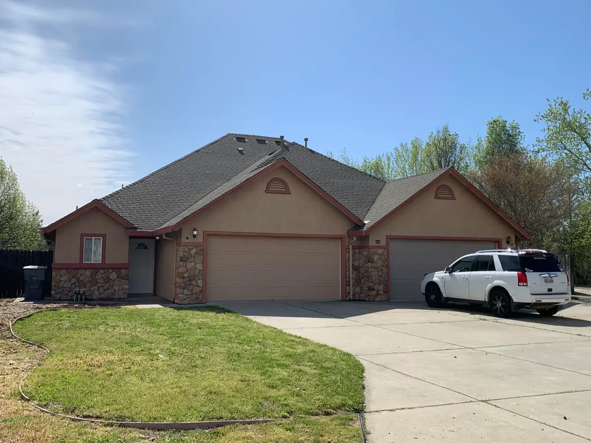 633 Marijean Way, Redding, CA 96003 - Image #1