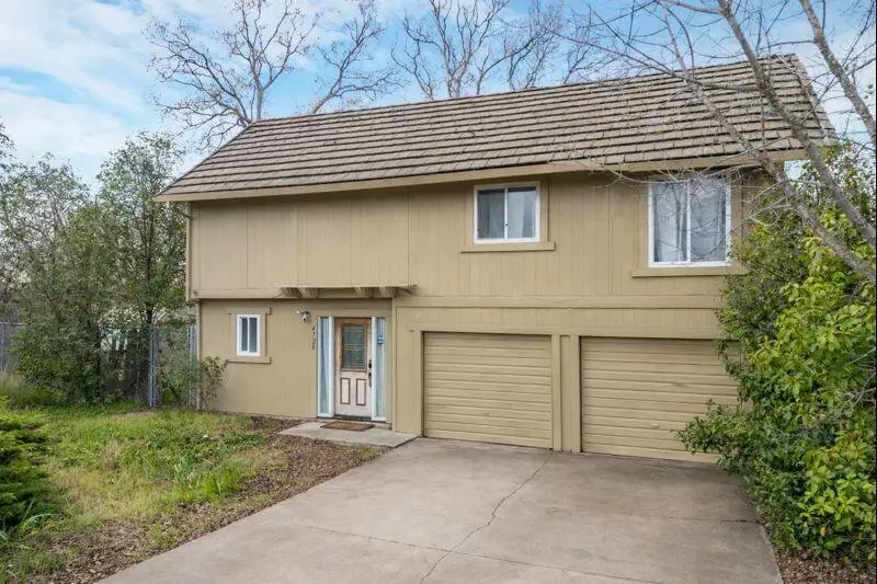 4720 Enchanted Way, Redding, CA 96001 - Image #1
