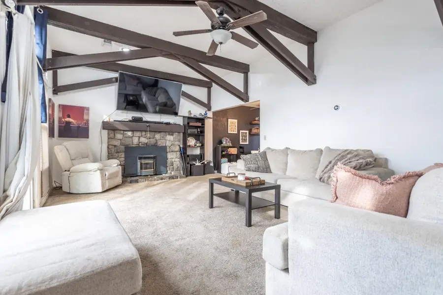 4720 Enchanted Way, Redding, CA 96001 - Image #3