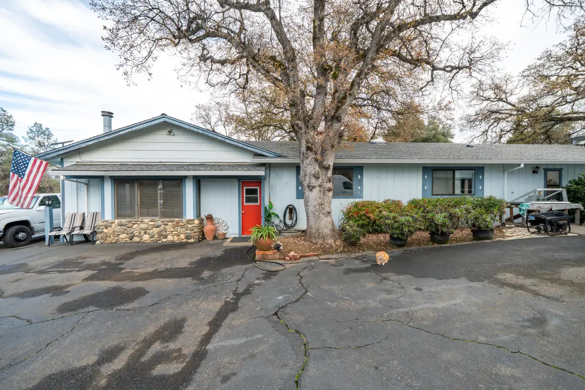 15799 Nauvoo Trail, Redding, CA 96001 - Image #1