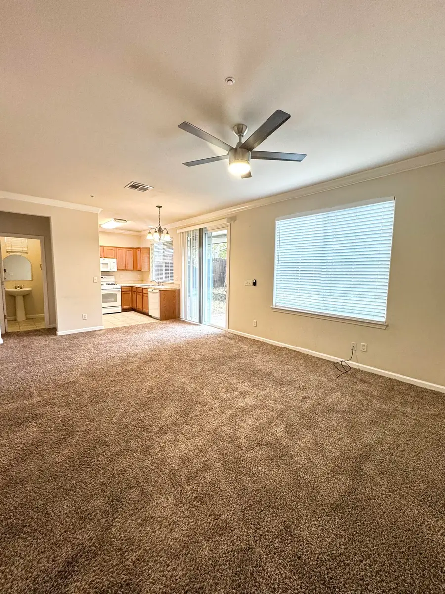 2385 Shining Star Way, Redding, CA 96003 - Image #3