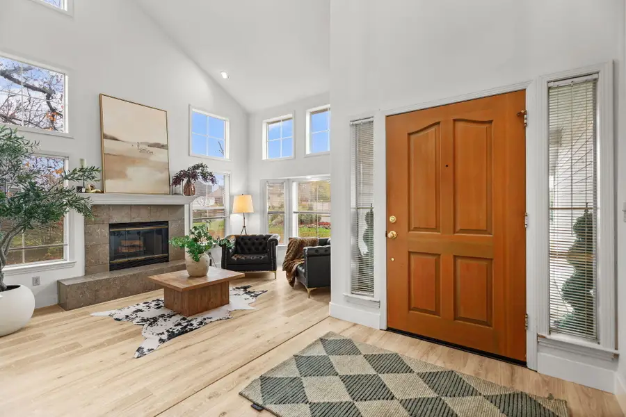 1672 Saint Andrews Drive, Redding, CA 96003 - Image #3