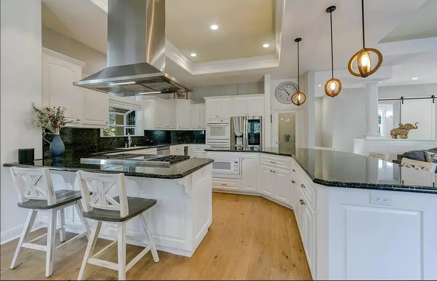 13497 Tierra Heights Road, Redding, CA 96003 - Image #2