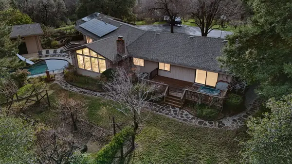 15133 Vista Knolls Drive, Redding, CA 96001