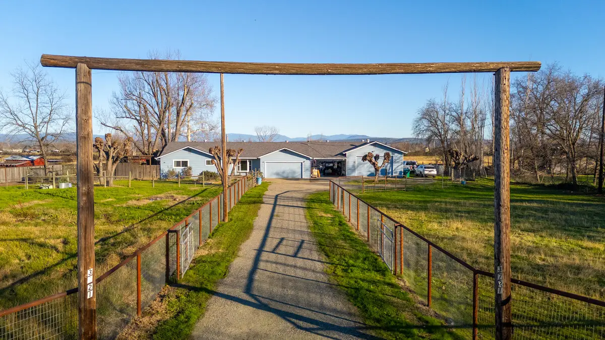 3721 Drybread Road, Cottonwood, CA 96022 - Image #1