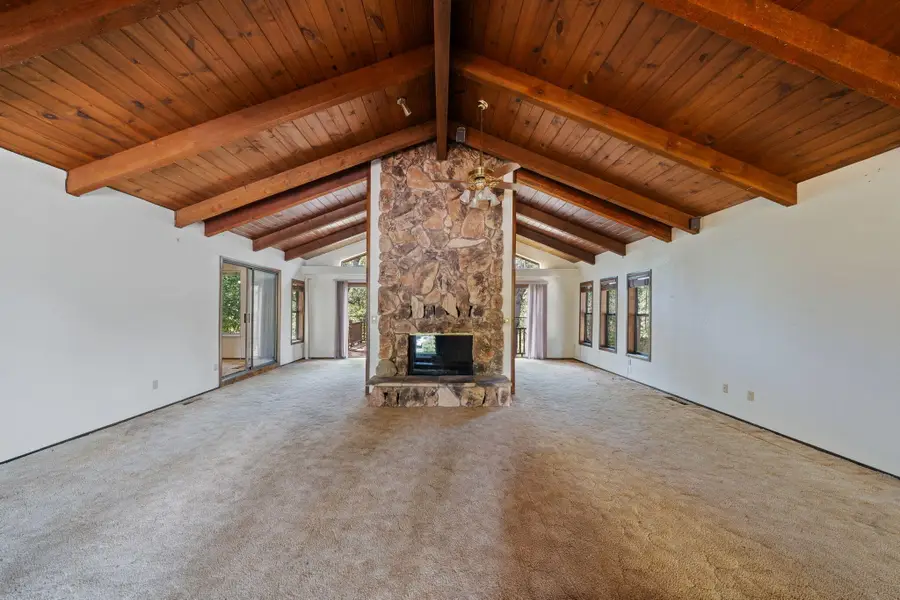 525 Royal Oaks Drive, Redding, CA 96001 - #3
