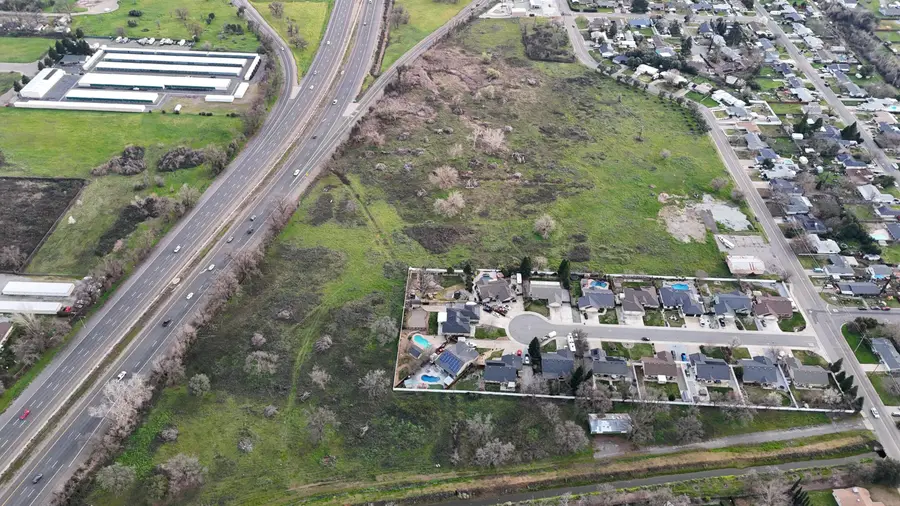 3621 Rhonda Road, Cottonwood, CA 96022 - #2