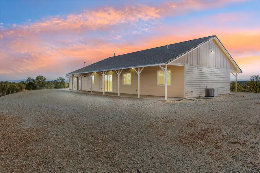 18720 Cobblestone Drive, Cottonwood, CA 96022 - #3