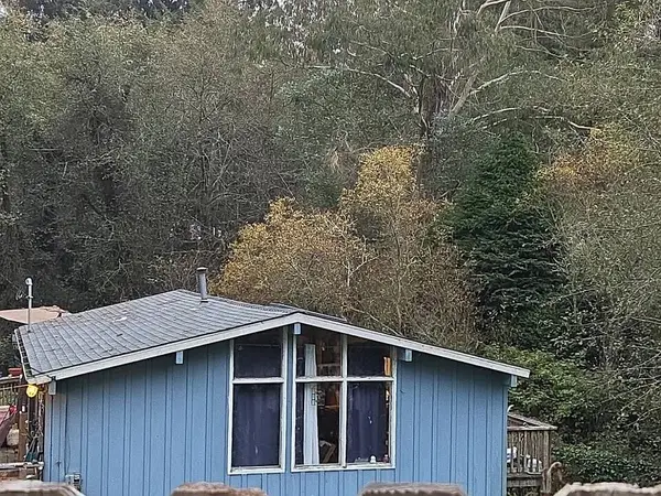 5161 Dows Prairie Road, McKinleyville, CA 95519