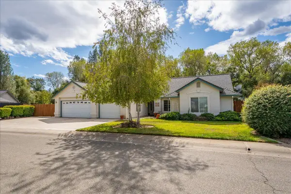 7728 Pit Road, Redding, CA 96001
