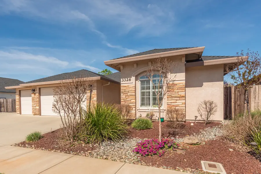 3326 Hotlam Road, Redding, CA 96002 - #3