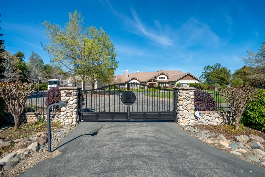 15320 Middletown Park Drive, Redding, CA 96001 - #2