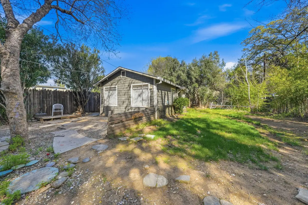 1377 Willis Street, Redding, CA 96001 - #1