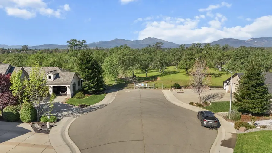 2110 Cadjew Street, Redding, CA 96003 - #2