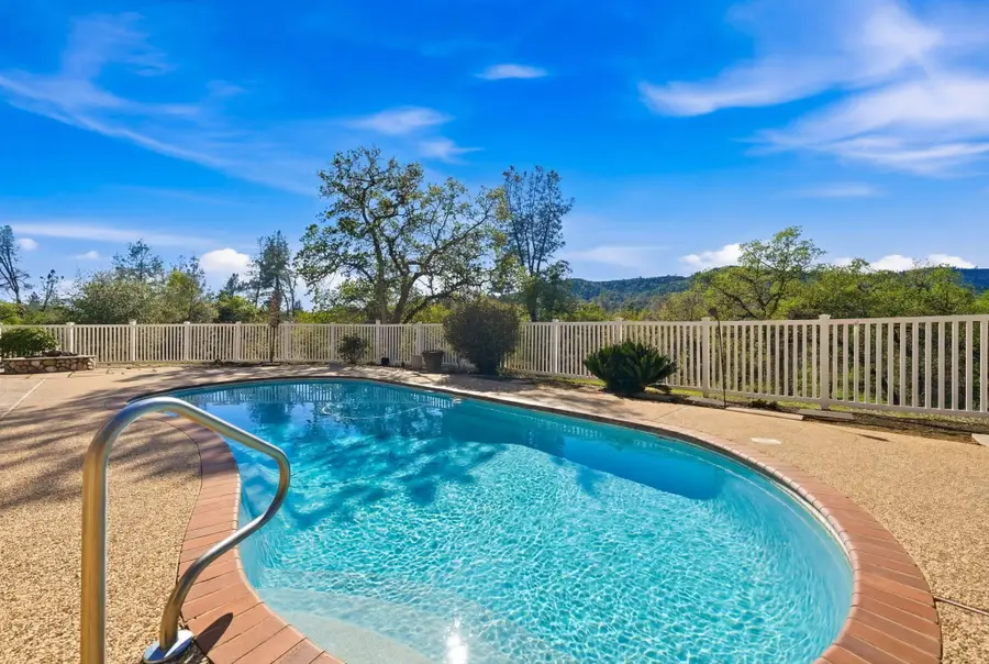 15725 Horseless Carriage Drive, Redding, CA 96001 - #3
