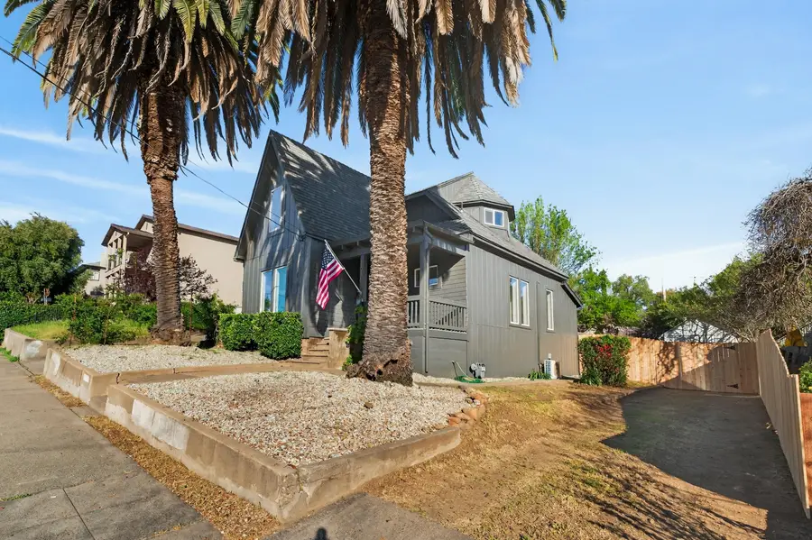 2036 Placer Street, Redding, CA 96001 - #2