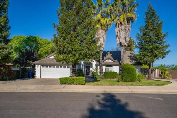 1119 River Ridge Drive, Redding, CA 96003