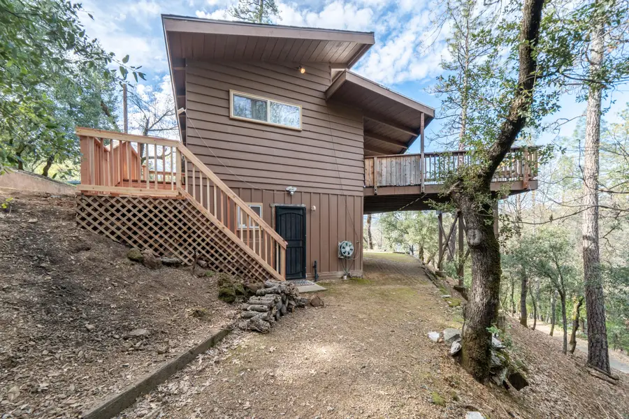 18705 Lower Salt Creek Road, Lakehead, CA 96051 - #2