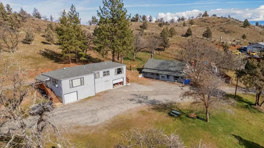 402 Greenhorn Road, Yreka, CA 96097 - #3