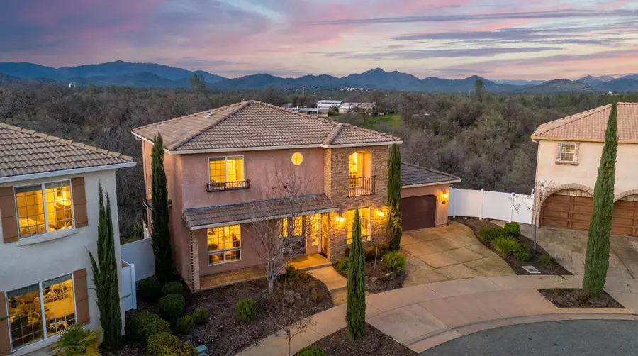 5513 Diamond Ridge Drive, Redding, CA 96003 - Image #3