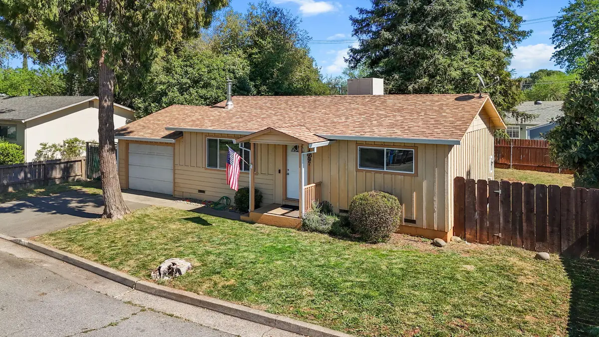 2893 Alfreda Way, Redding, CA 96002 - #1