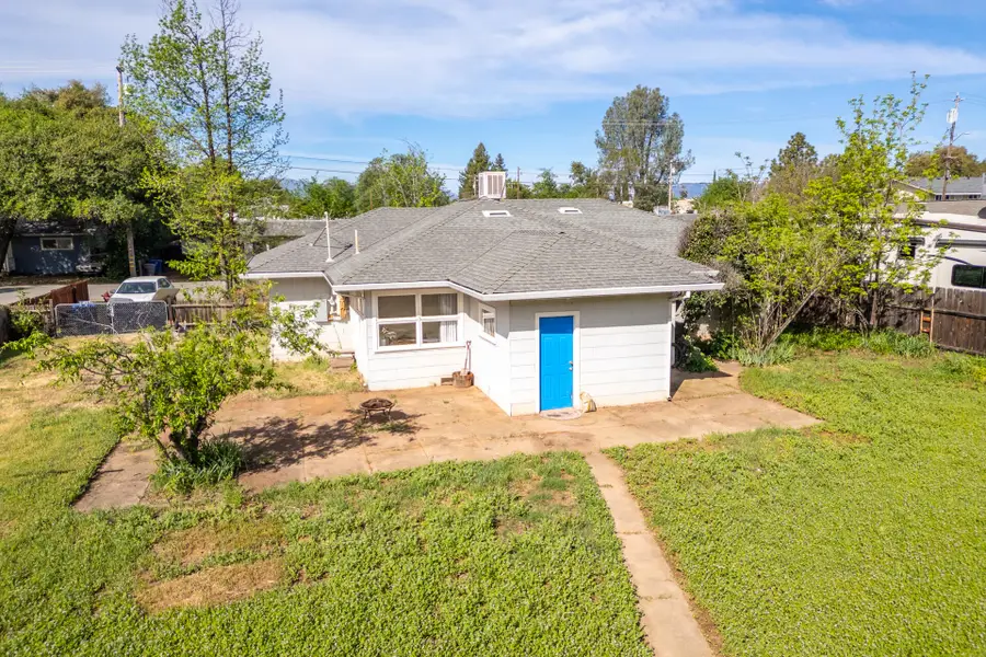 2855 Irwin Road, Redding, CA 96002 - #2
