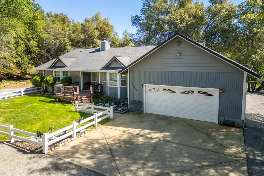 20621 Chipeta Way, Redding, CA 96003 - #3