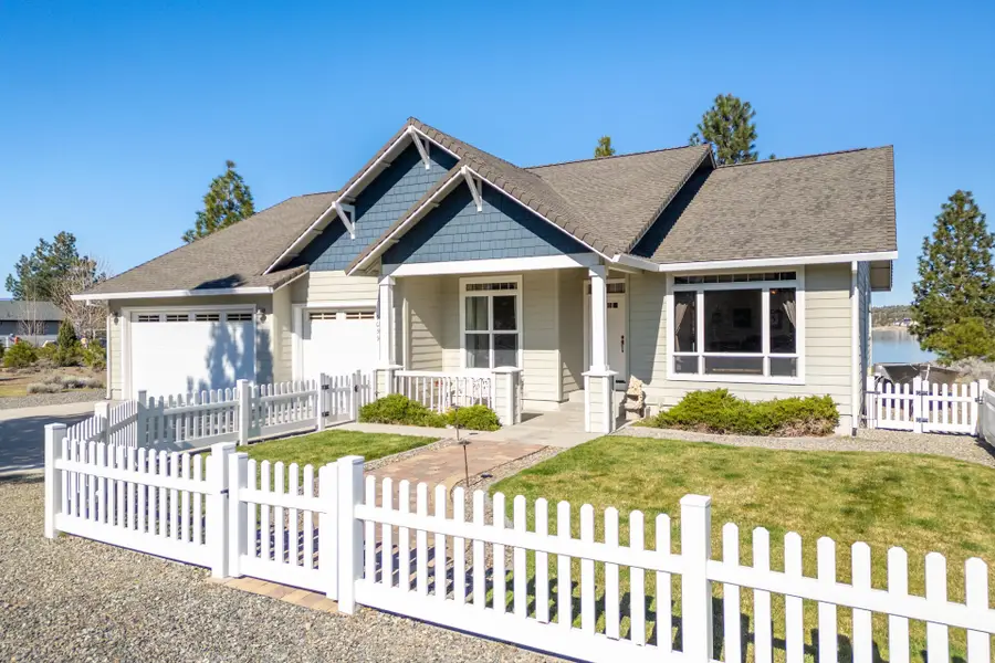 5059 Indian Island Drive, Weed, CA 96094 - #3