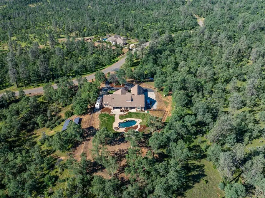 16280 Canto De Las Lupine Drive, Redding, CA 96001 - #2