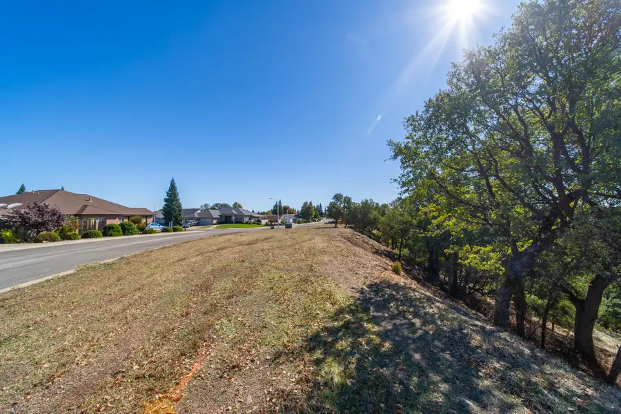 4235 Sunglow Drive, Redding, CA 96001 - #3