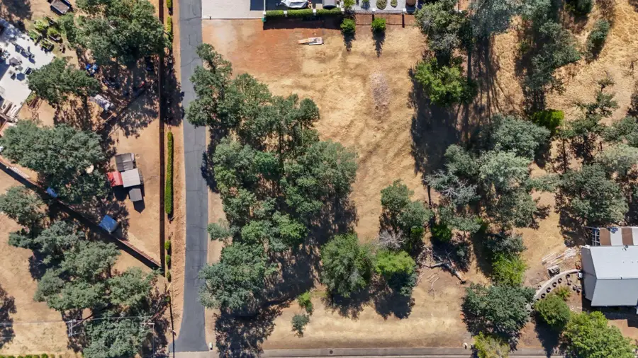 11632 Ridgewood Road, Redding, CA 96003 - #2