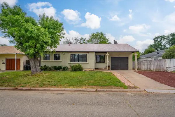 920 Dumosa Drive, Red Bluff, CA 96080