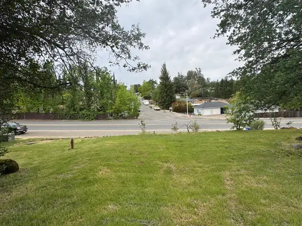1433 Lakeside Drive, Redding, CA 96001