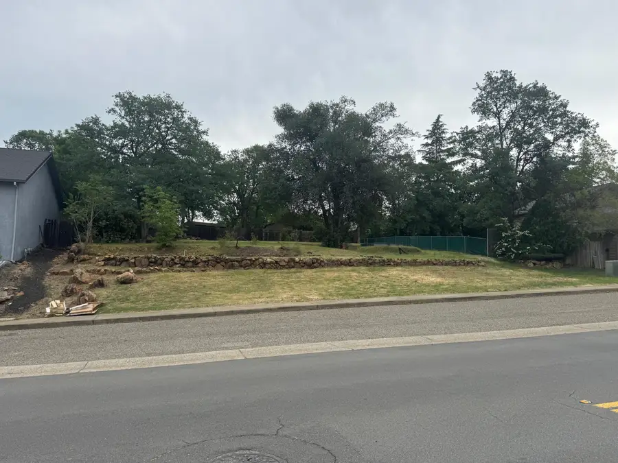 1433 Lakeside Drive, Redding, CA 96001 - #3