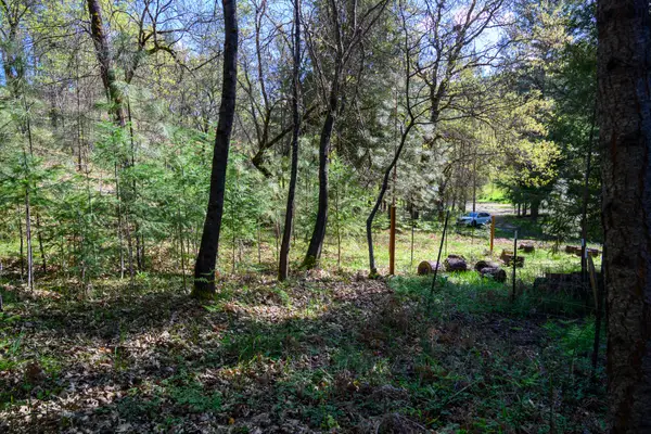 90 Hillcrest Drive, Lewiston, CA 96052