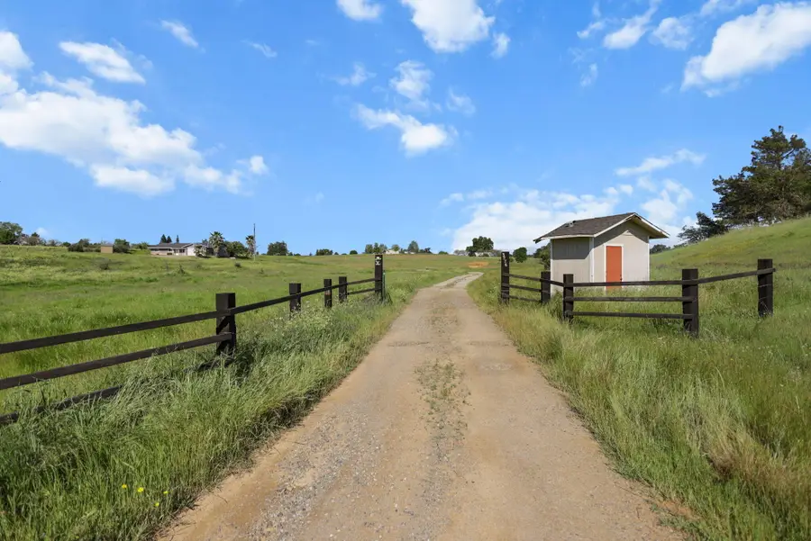 3576 View Acres Drive, Cottonwood, CA 96022 - #2