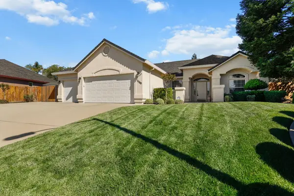 2588 Valencia Street, Redding, CA 96003