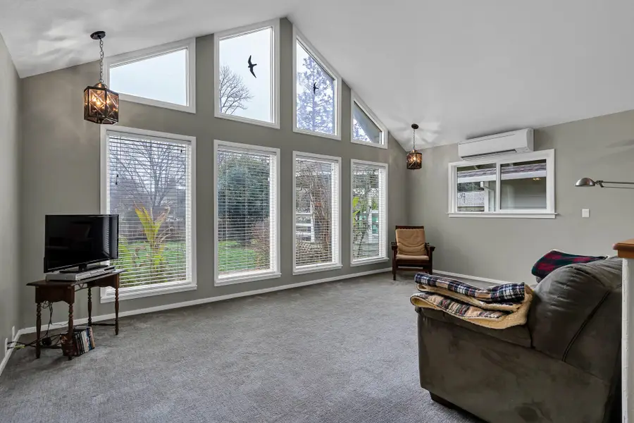 401 Mountain View Street, Weaverville, CA 96093 - Image #2