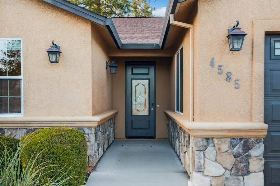 4585 Risstay Way, Shasta Lake, CA 96019 - #2