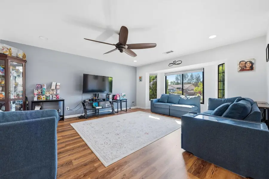 2370 Candlewood Drive, Redding, CA 96003 - #3