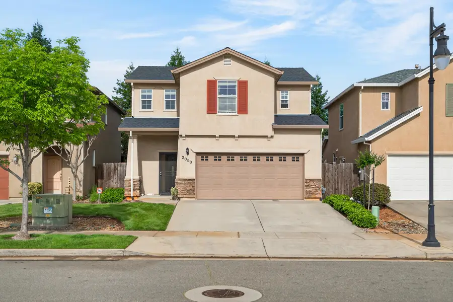 2090 Tuscany Way, Redding, CA 96003 - #2