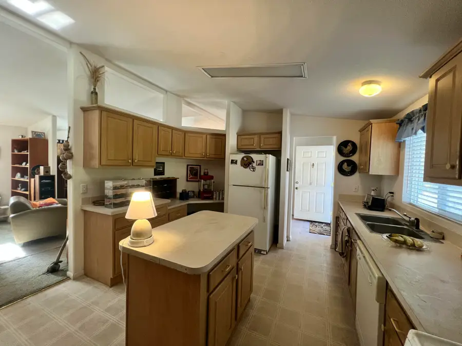 4722 Maple Trail, Redding, CA 96003 - #2